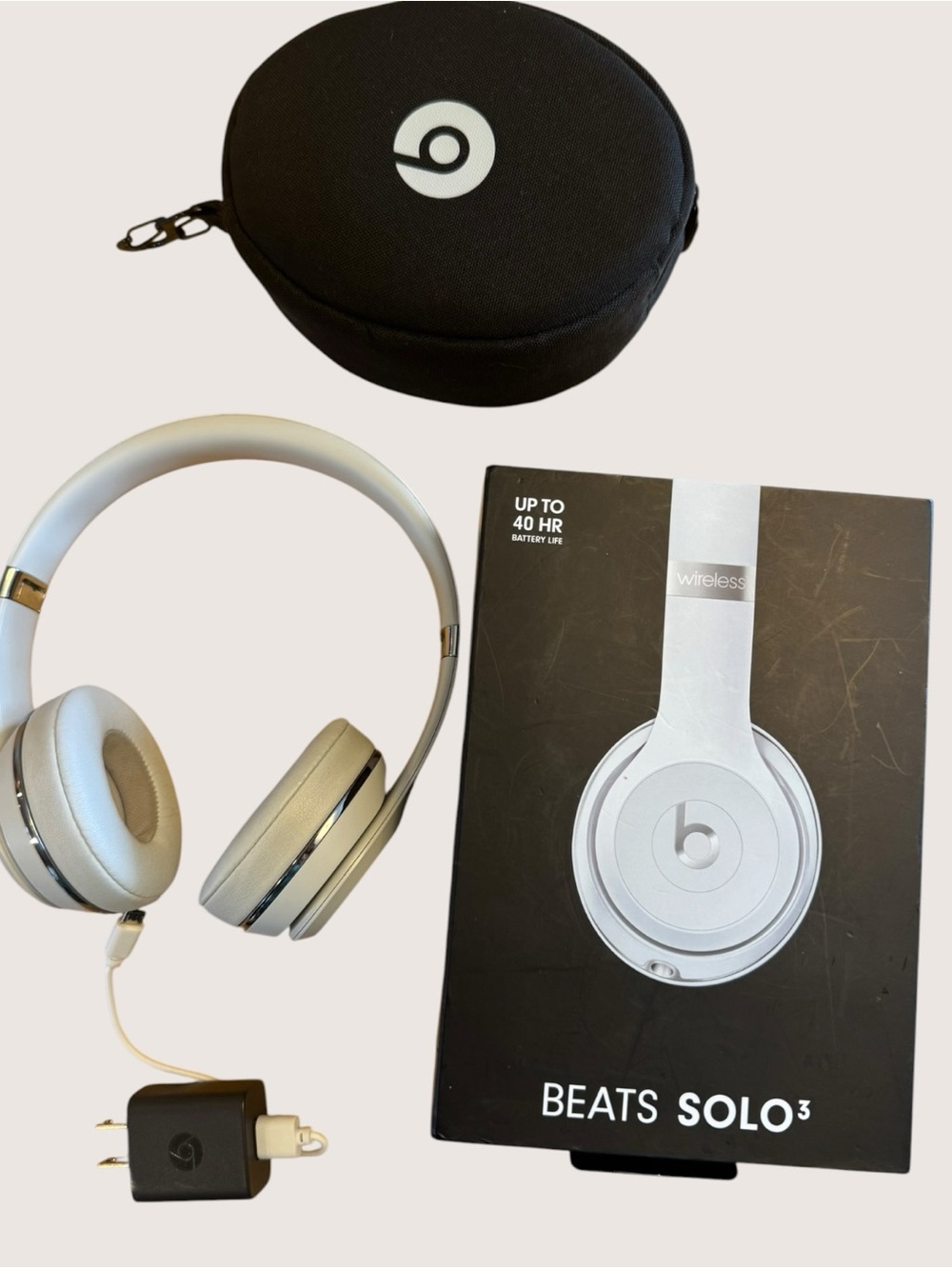 Beats Dr. Dre Solo3 Wireless On-Ear Headphones White Satin Silver Case Box Charg